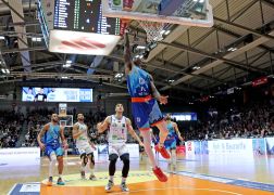 Medipolis SC Jena Fraport Skyliners Frankfurt 20